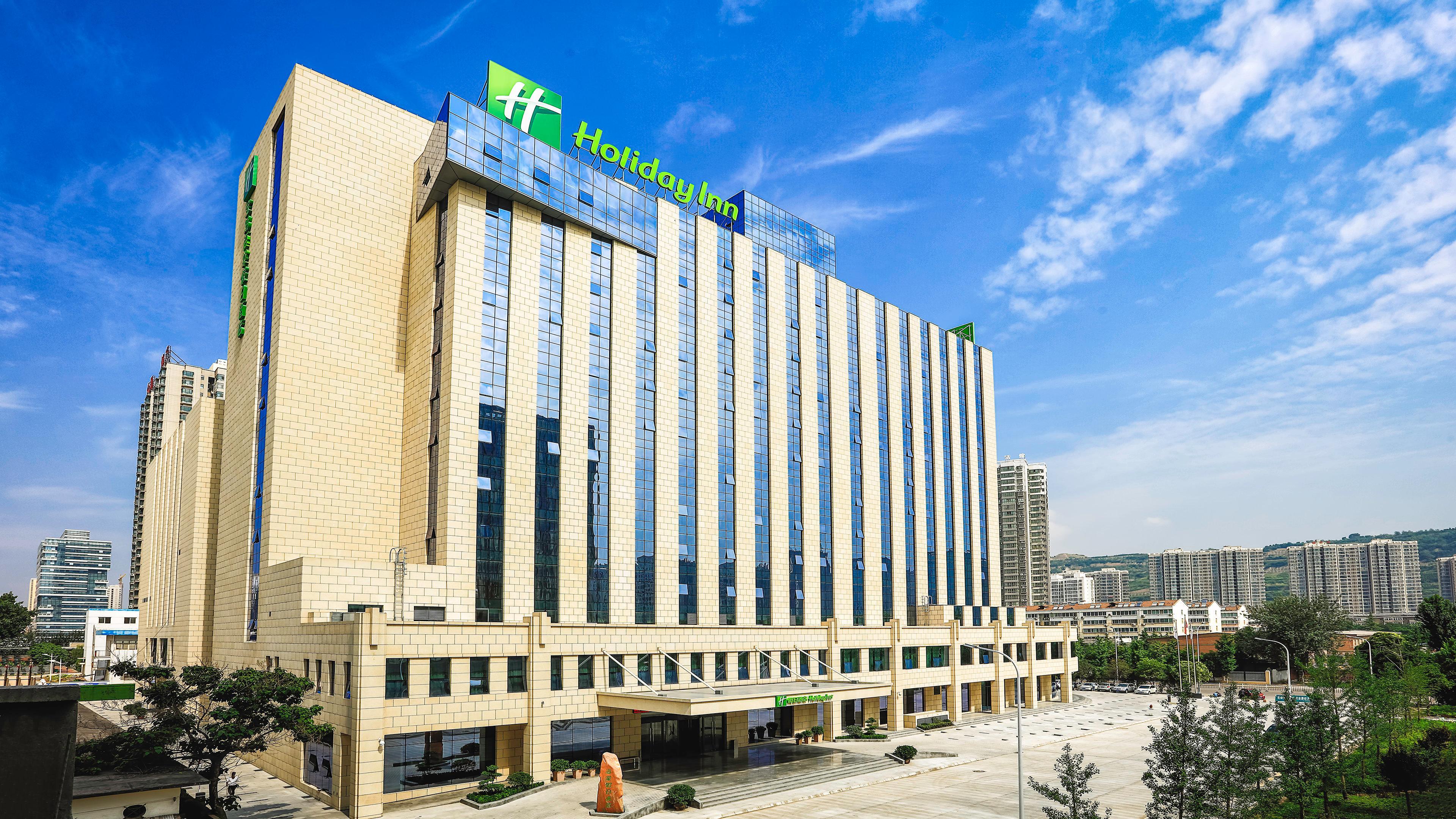 Holiday Inn Baoji Central, an IHG Hotel Bagian luar foto