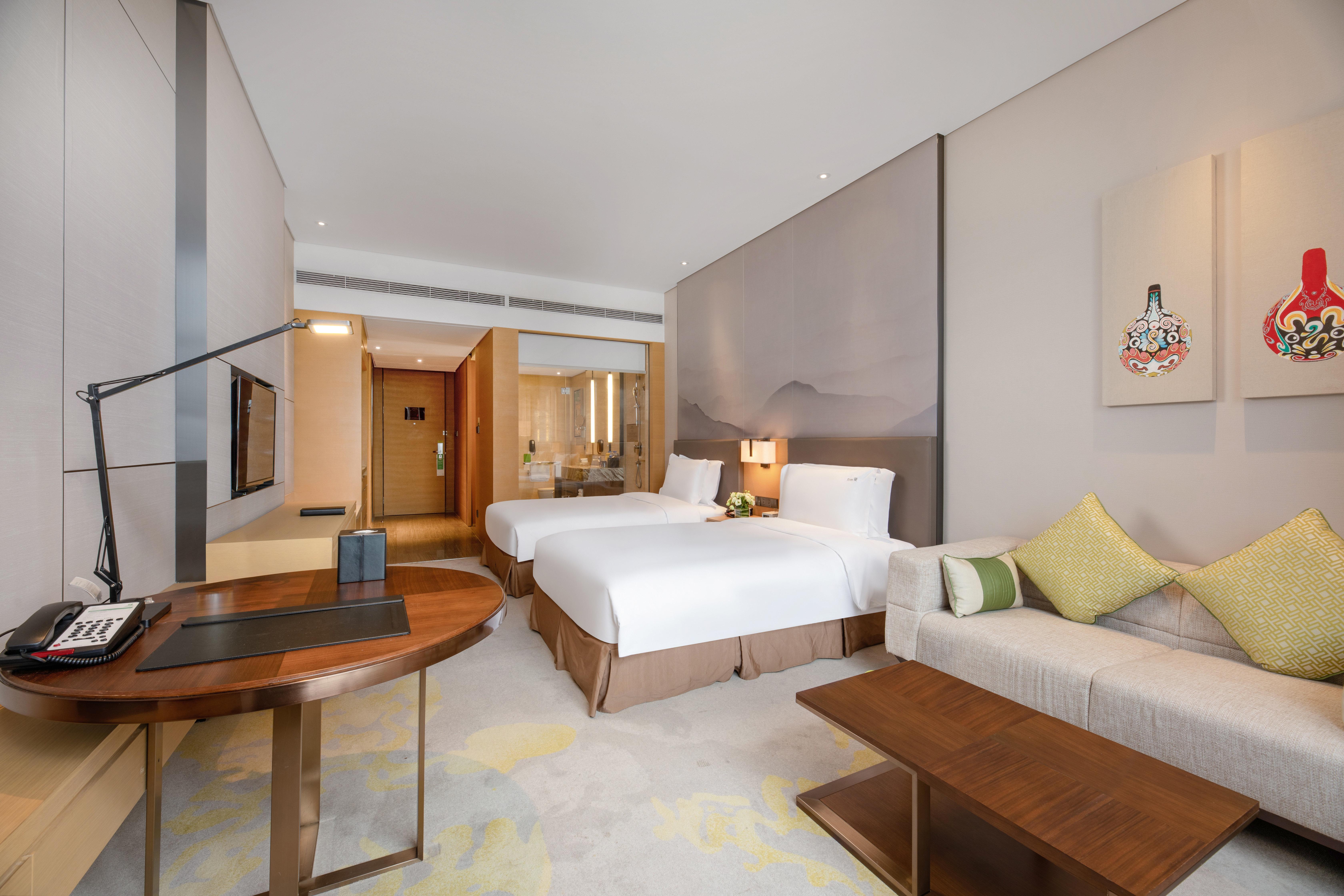 Holiday Inn Baoji Central, an IHG Hotel Bagian luar foto