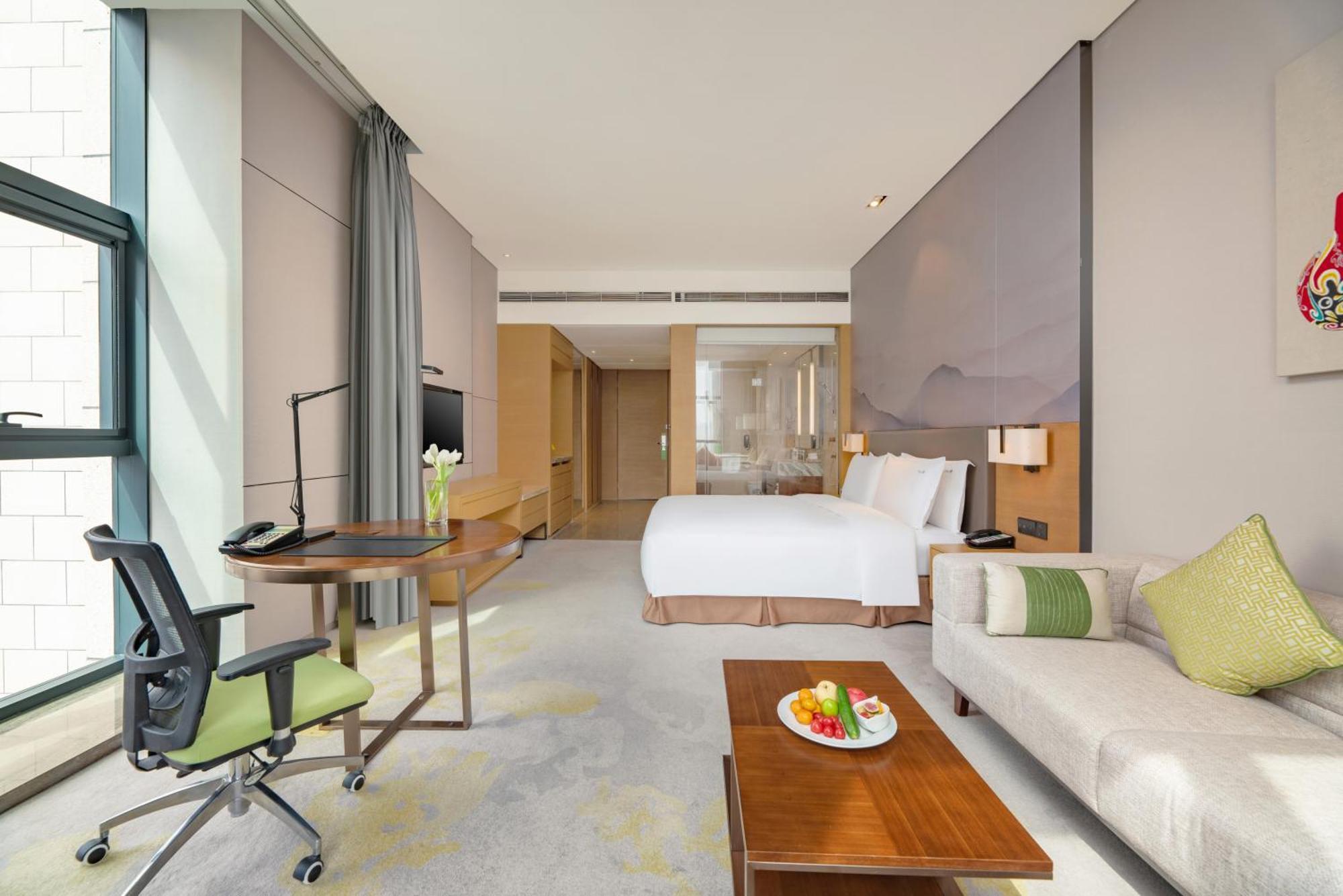 Holiday Inn Baoji Central, an IHG Hotel Bagian luar foto